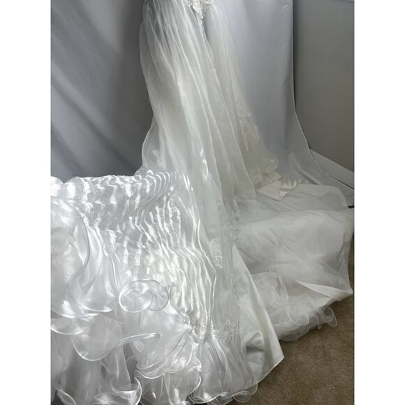 Vintage Victorian Embroidered Beaded Lace Wedding Dress Long Train Unique Sz 2/4 - Picture 7 of 10